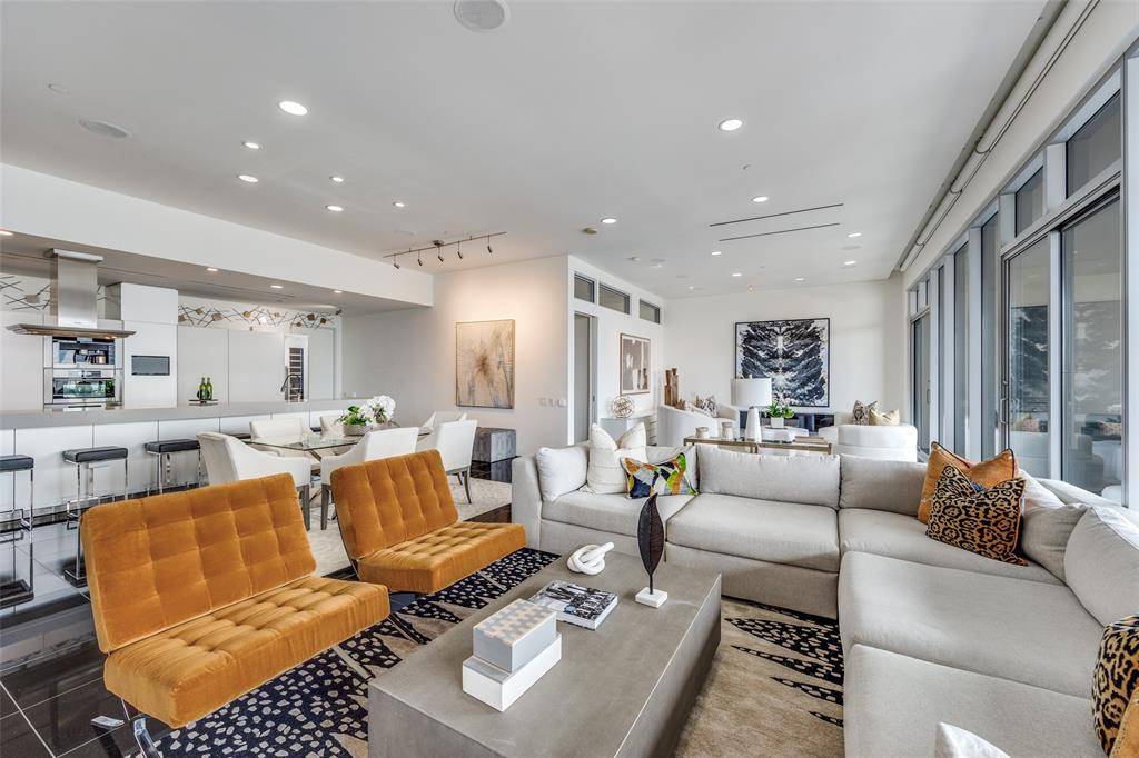 1717 Arts Plaza #2107, Dallas, TX 75201