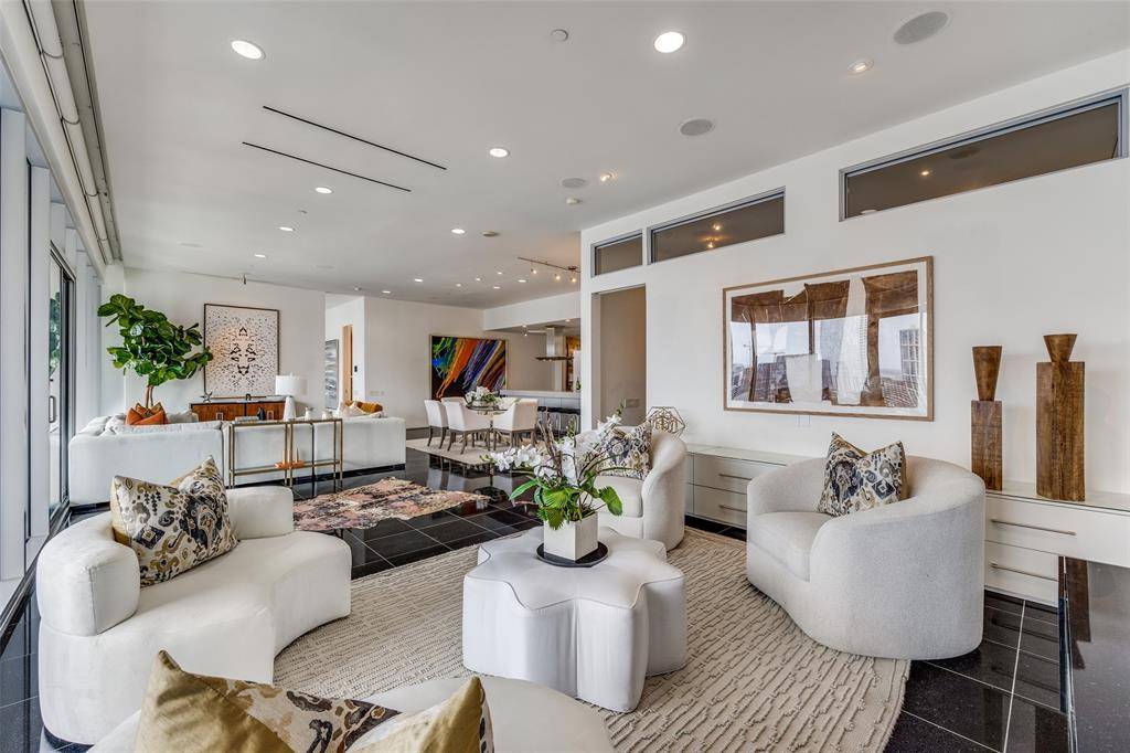 1717 Arts Plaza #2107, Dallas, TX 75201