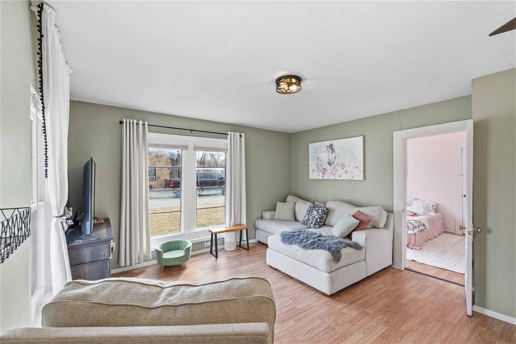 540 NE 1st Street, Cross Plains, TX 76443