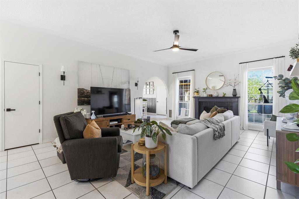 2742 Claremont Drive, Grand Prairie, TX 75052