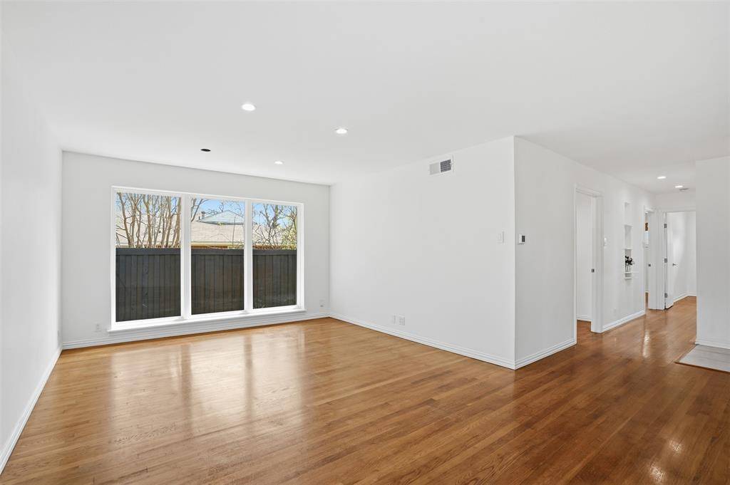 8834 Liptonshire Drive, Dallas, TX 75238