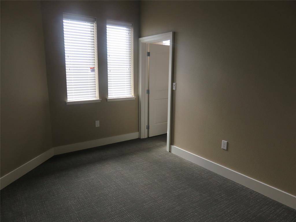 928 Travis Avenue #407, Fort Worth, TX 76104