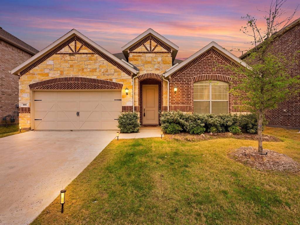 541 Breeds Hill Road, Little Elm, TX 75068