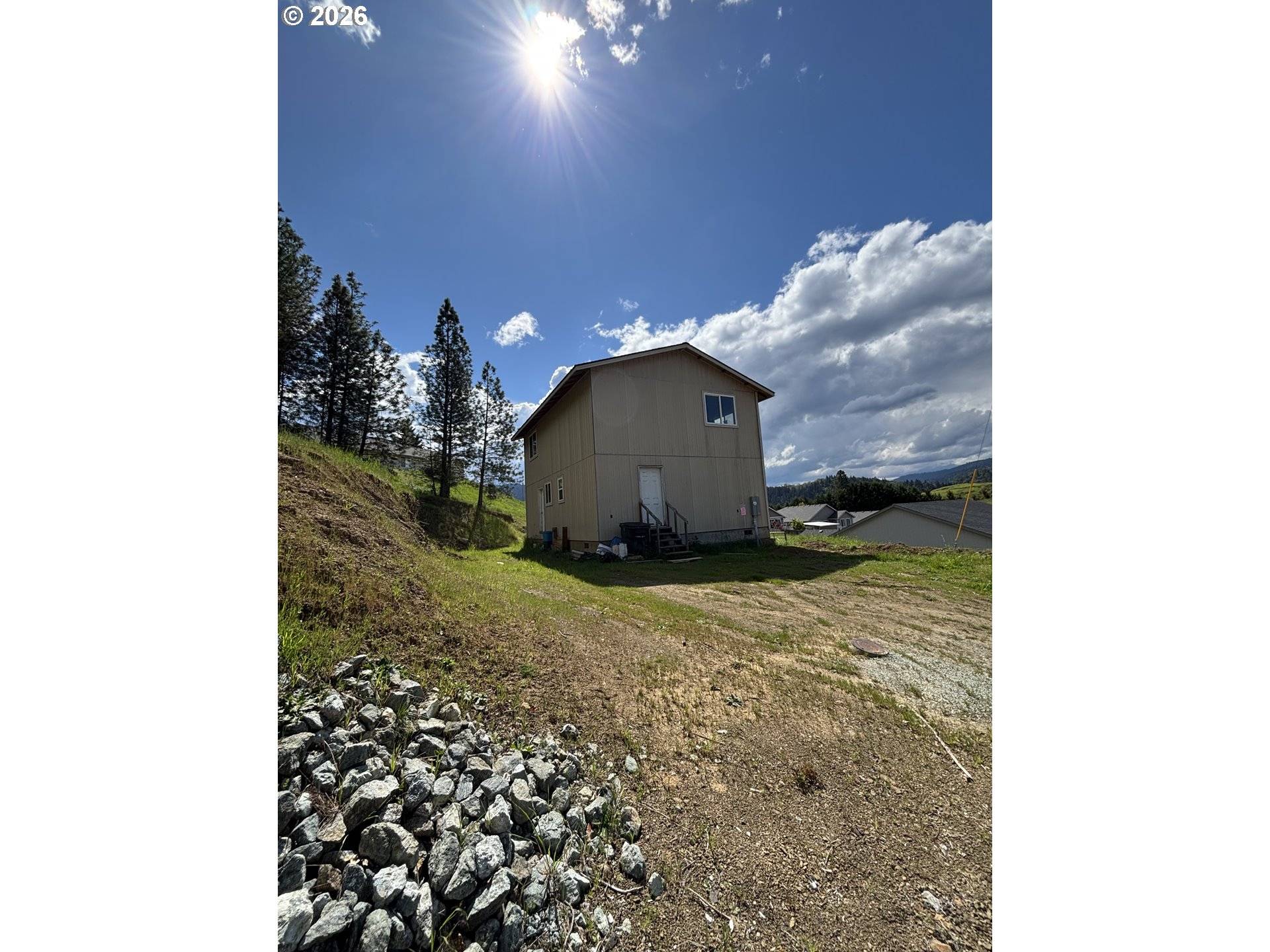 1336 NE SIMPSON LN, Myrtle Creek, OR 97457