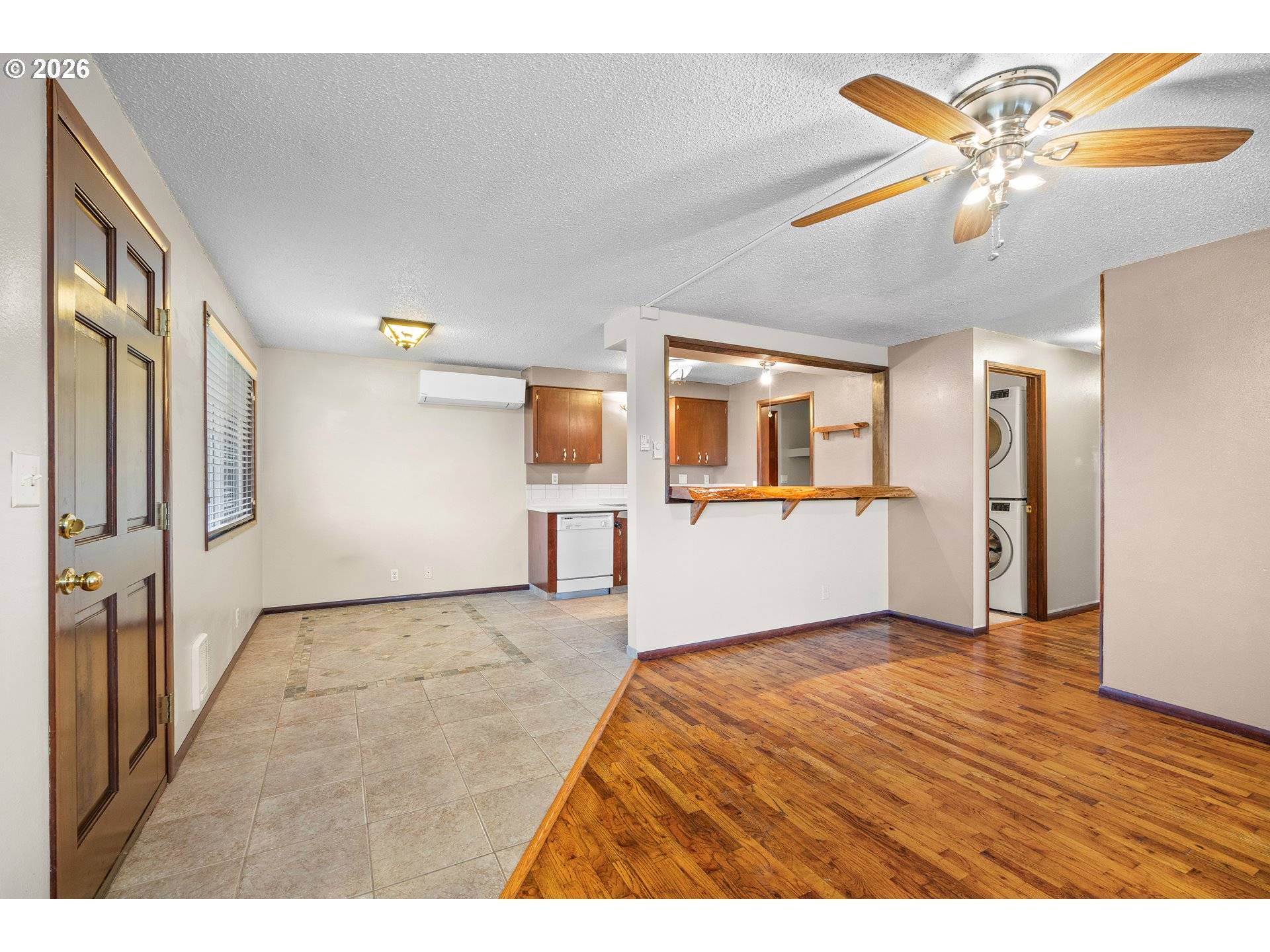 1025 GARFIELD AVE, Coos Bay, OR 97420