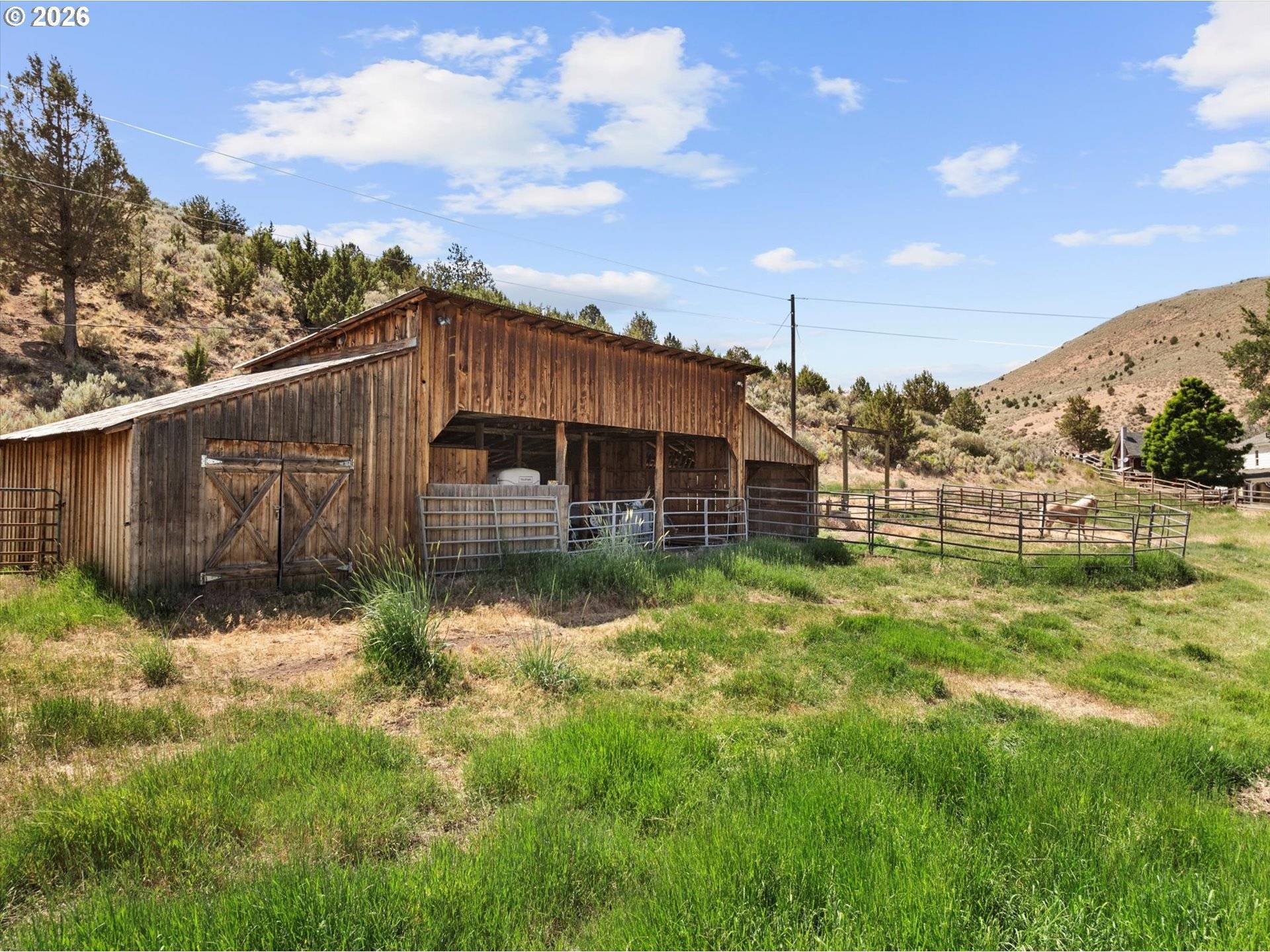 24672 SUMPTER STAGE HWY, Baker City, OR 97814