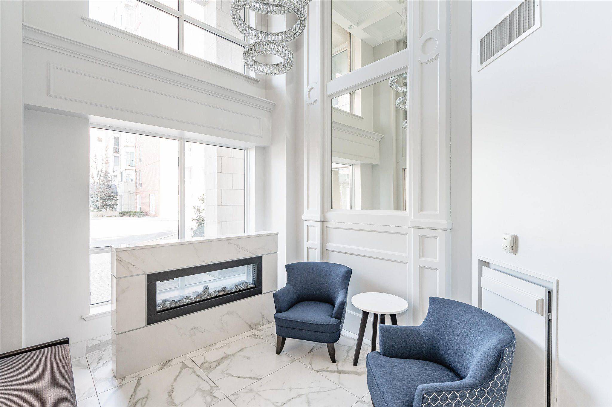 40 Old Mill RD #804, Oakville, ON L6J 7W2