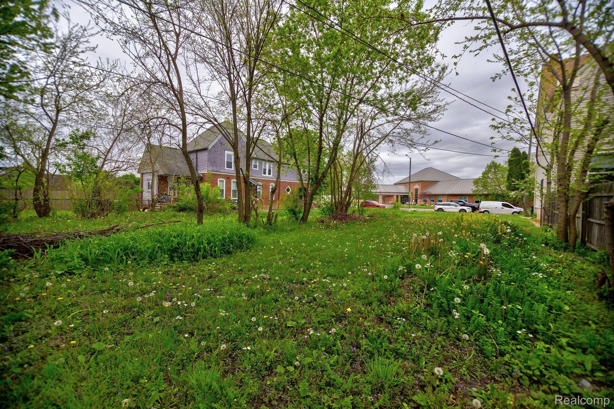 1751 W Warren AVE, Detroit, MI 48208