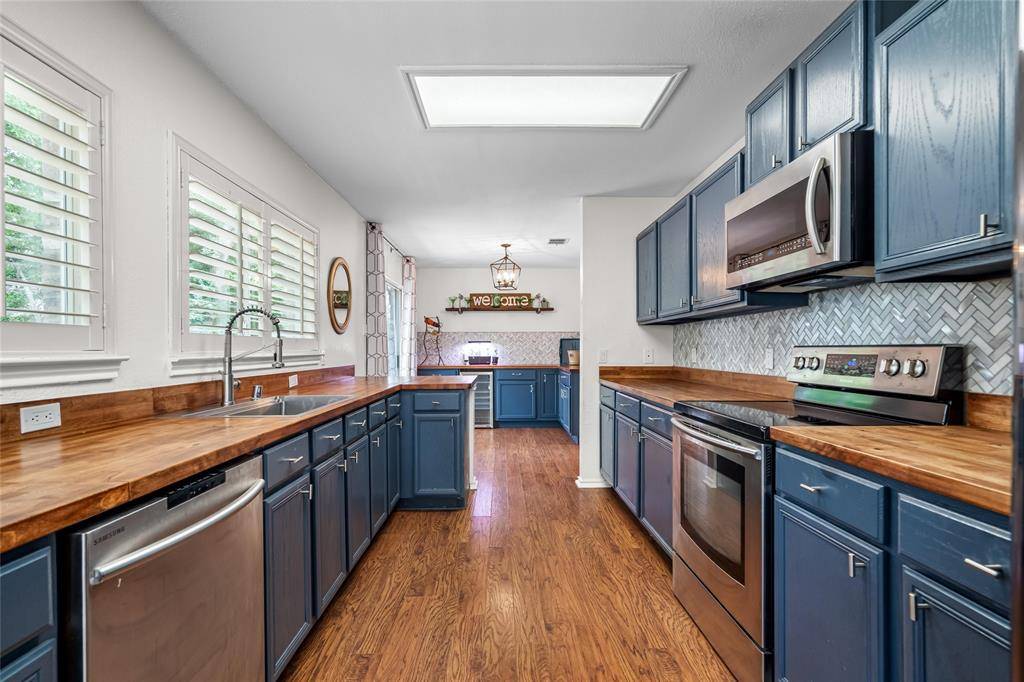 1901 Yellowstone Lane, Corinth, TX 76210