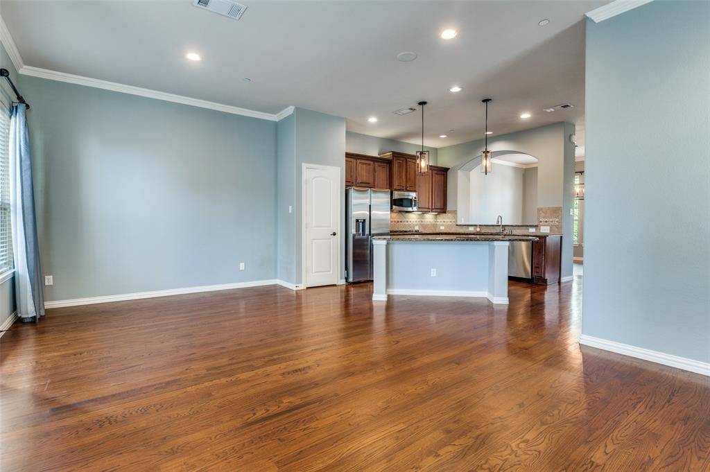 6490 Riviera Drive, Irving, TX 75039