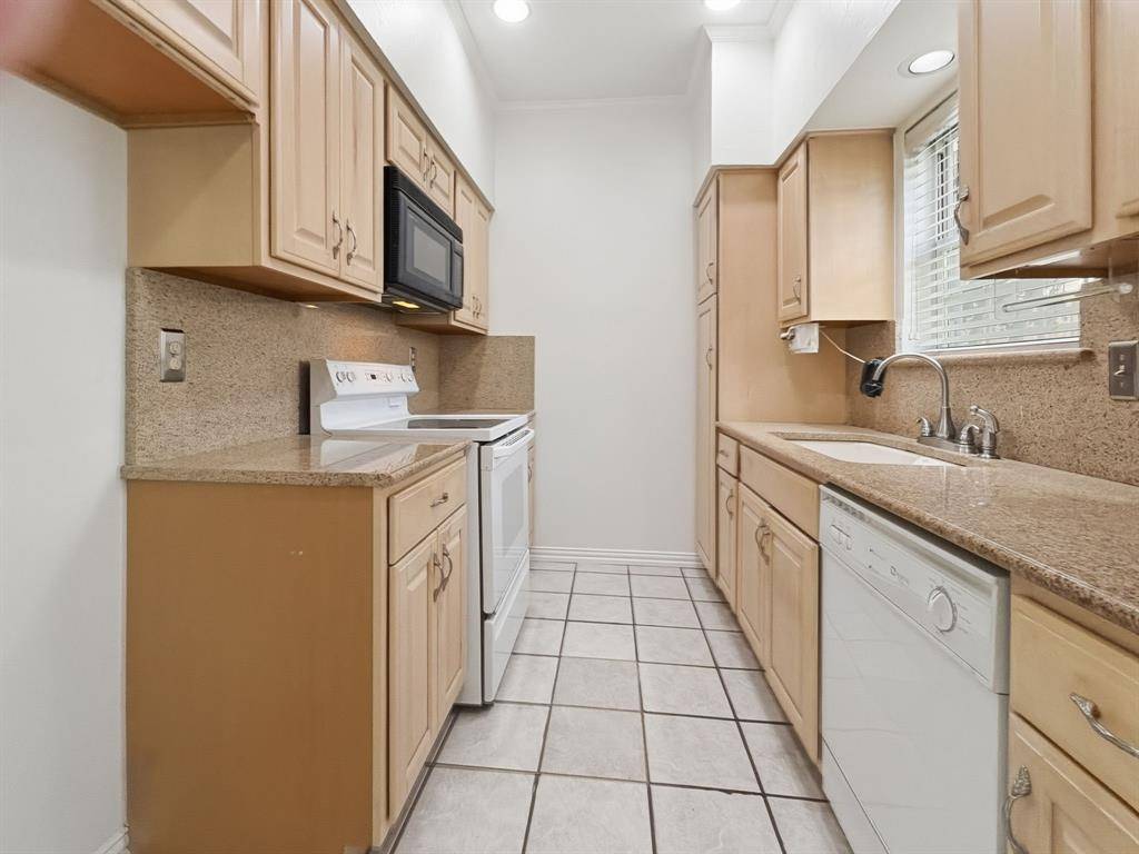 2727 Shelby Avenue #N, Dallas, TX 75219