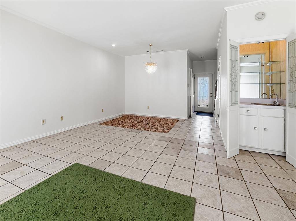 2727 Shelby Avenue #N, Dallas, TX 75219