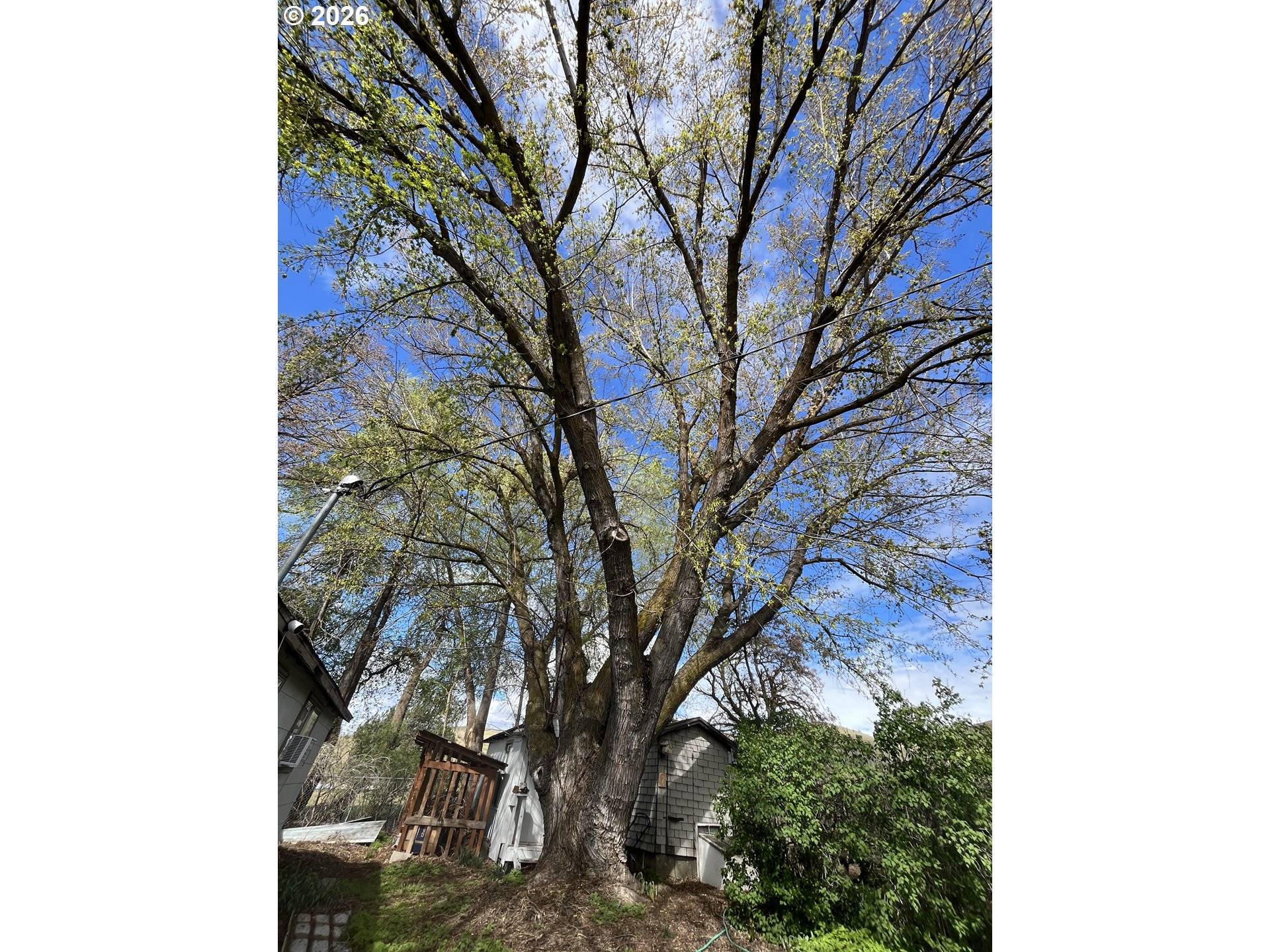 82807 HIGHWAY 216, Tygh Valley, OR 97063