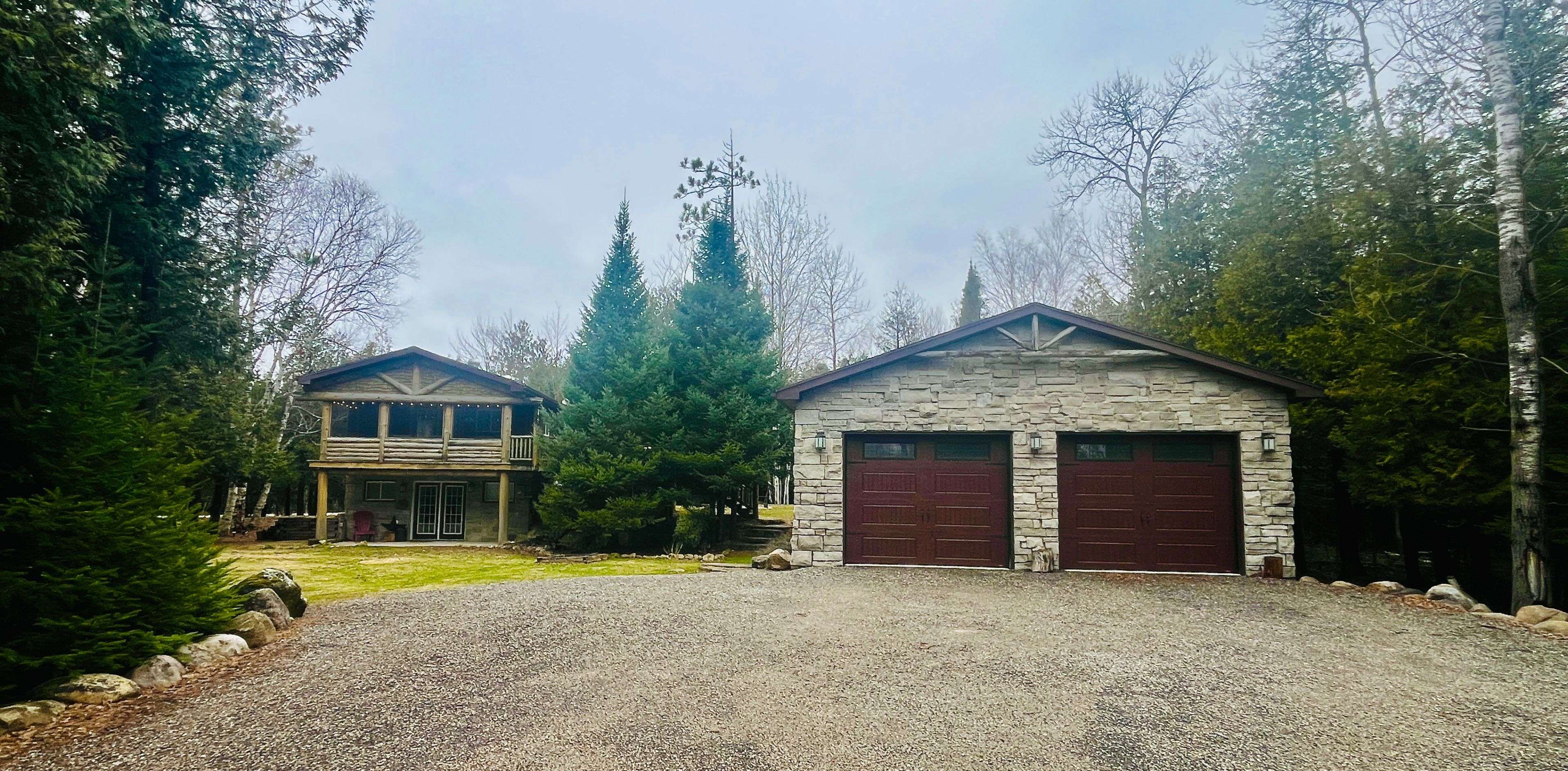 1535 15 Side Road, South Bruce Peninsula, ON N0H 2T0