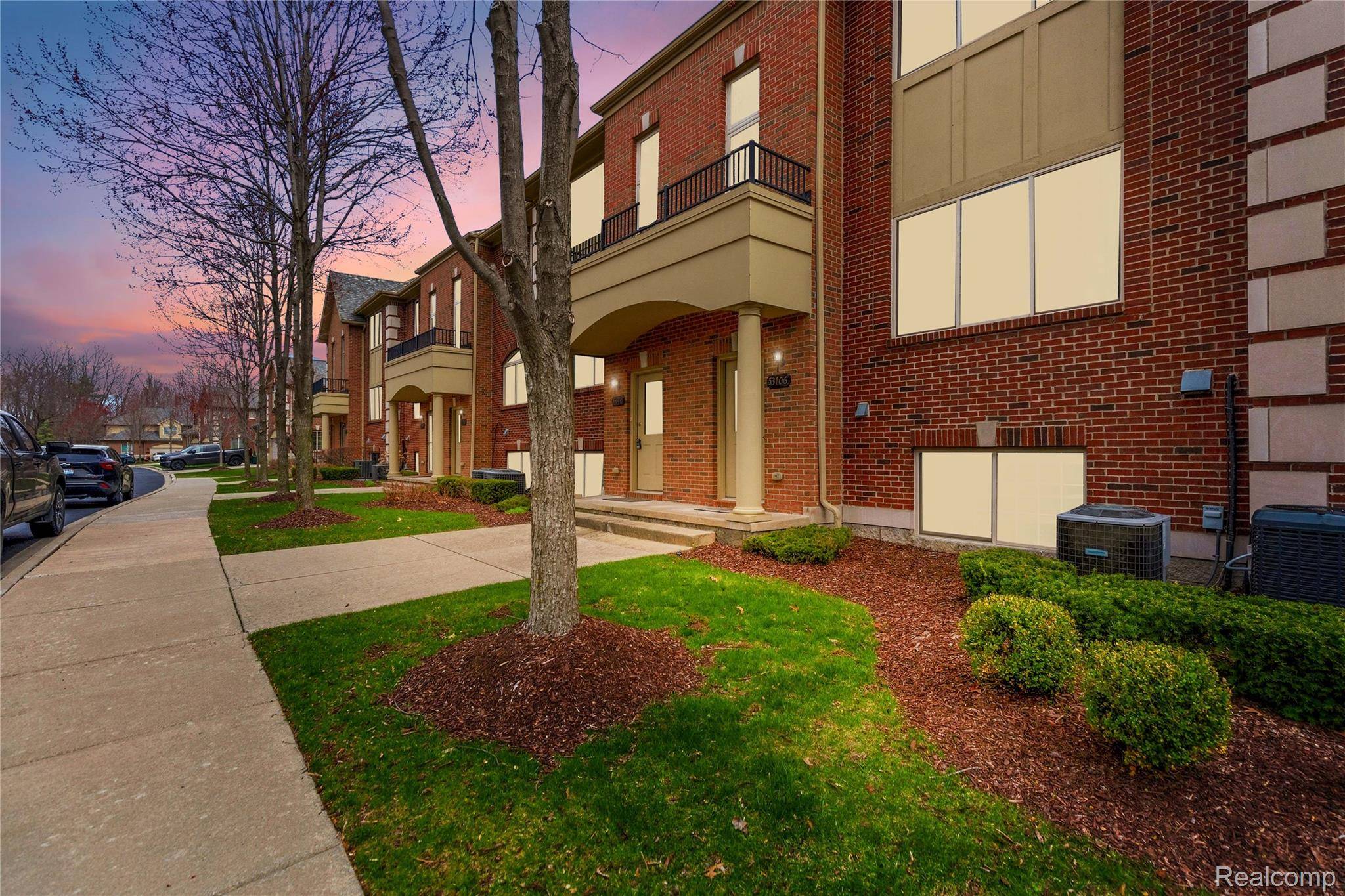 53106 Celtic DR, Shelby Charter Township, MI 48315