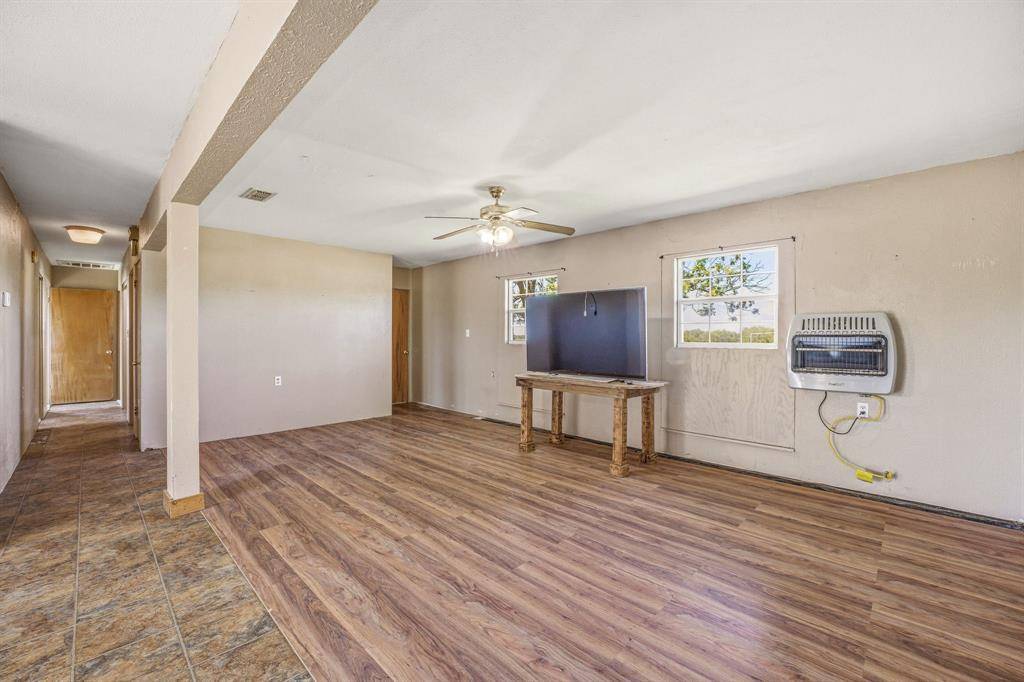 1301 County Road 440, De Leon, TX 76444