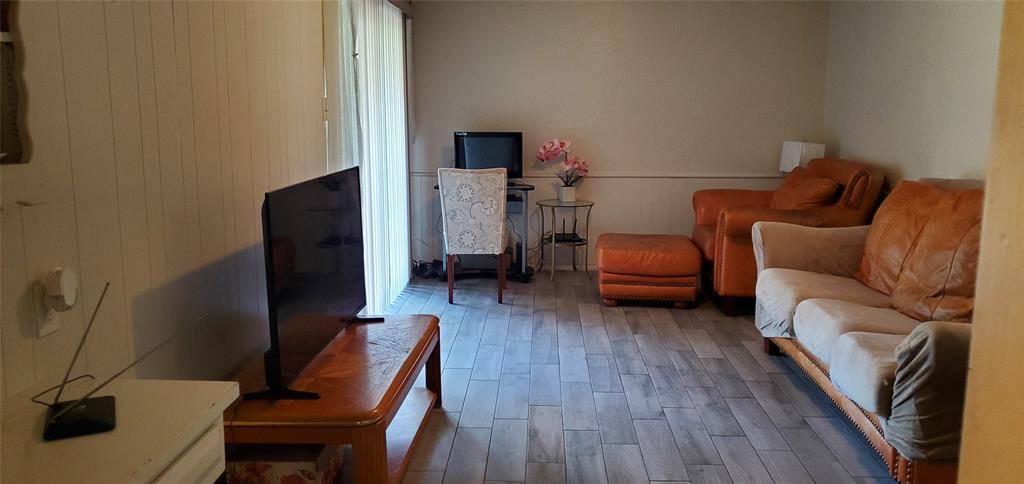 1212 Whispering Circle, Dallas, TX 75241