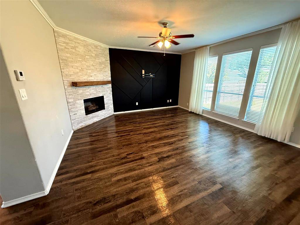 1306 Webb Ferrell Road S, Arlington, TX 76002