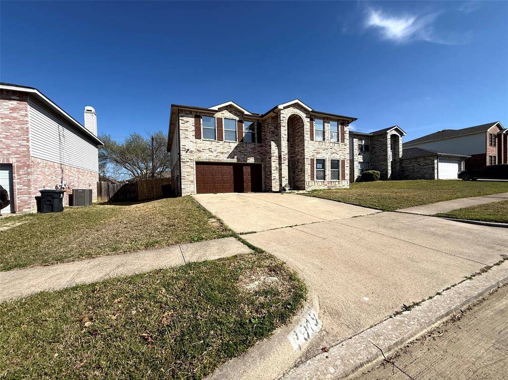 7919 Mosstree Drive, Arlington, TX 76001