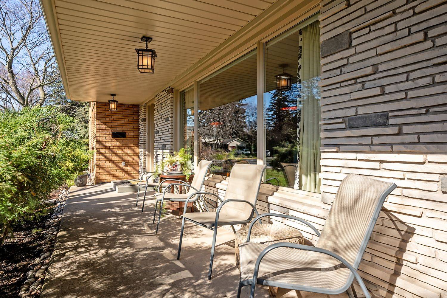 1507 Trenton RD, Oakville, ON L6L 1K9