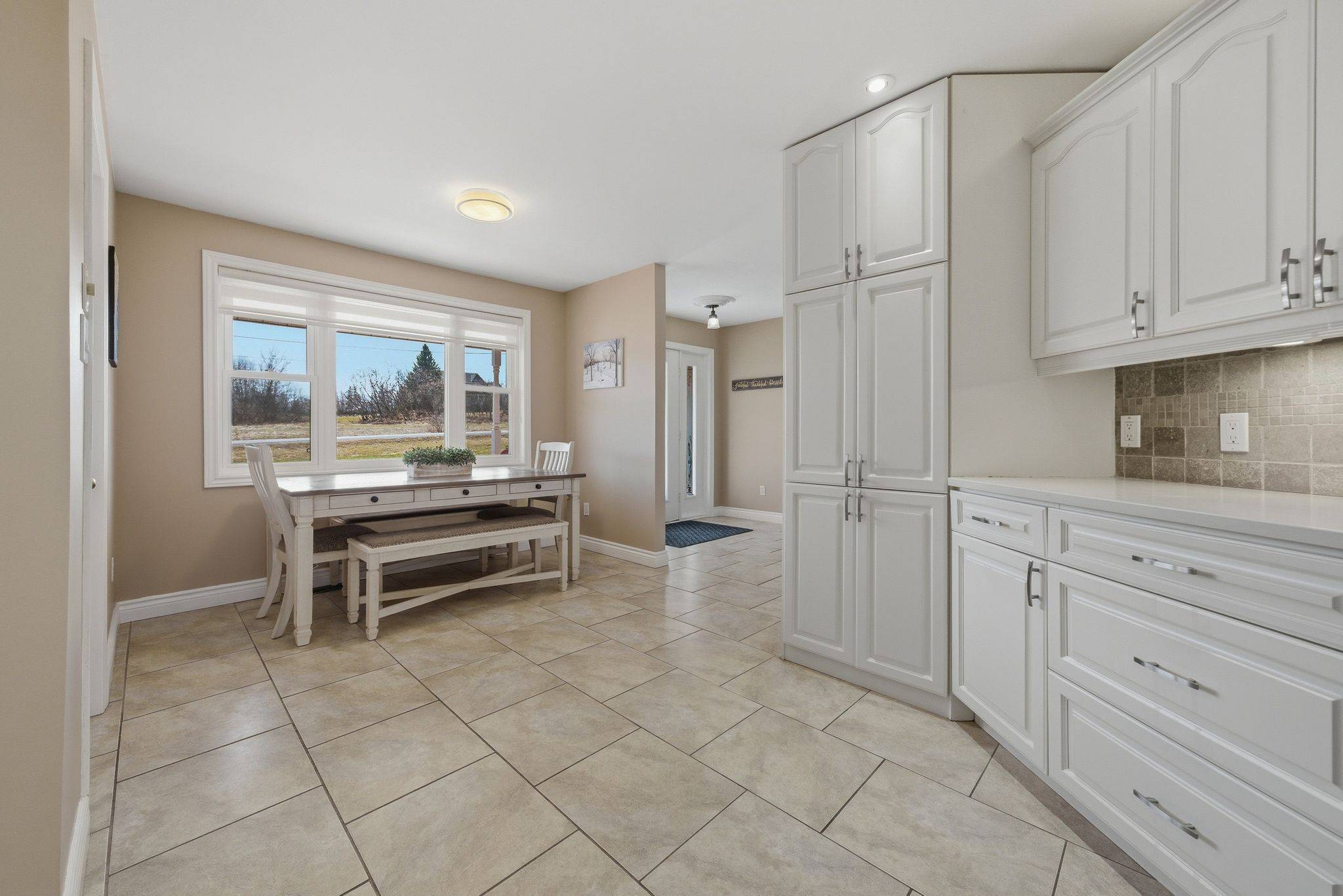 19 St Andrews Lane DR, Rideau Lakes, ON K0G 1X0