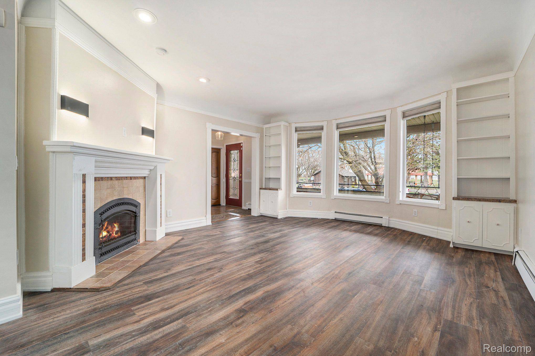 2716 VAN ALSTYNE ST, Wyandotte, MI 48192