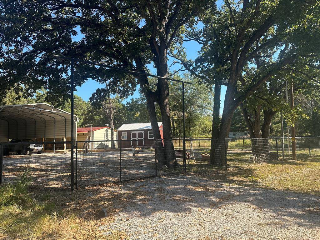 191 Cherry Lane, Streetman, TX 75859