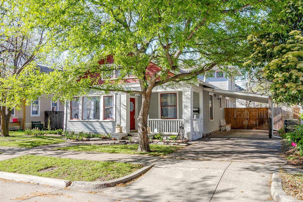 1014 W Arlington Avenue, Fort Worth, TX 76110