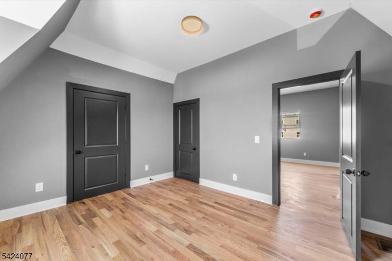 219 Clerk St, Jersey City, NJ 07305