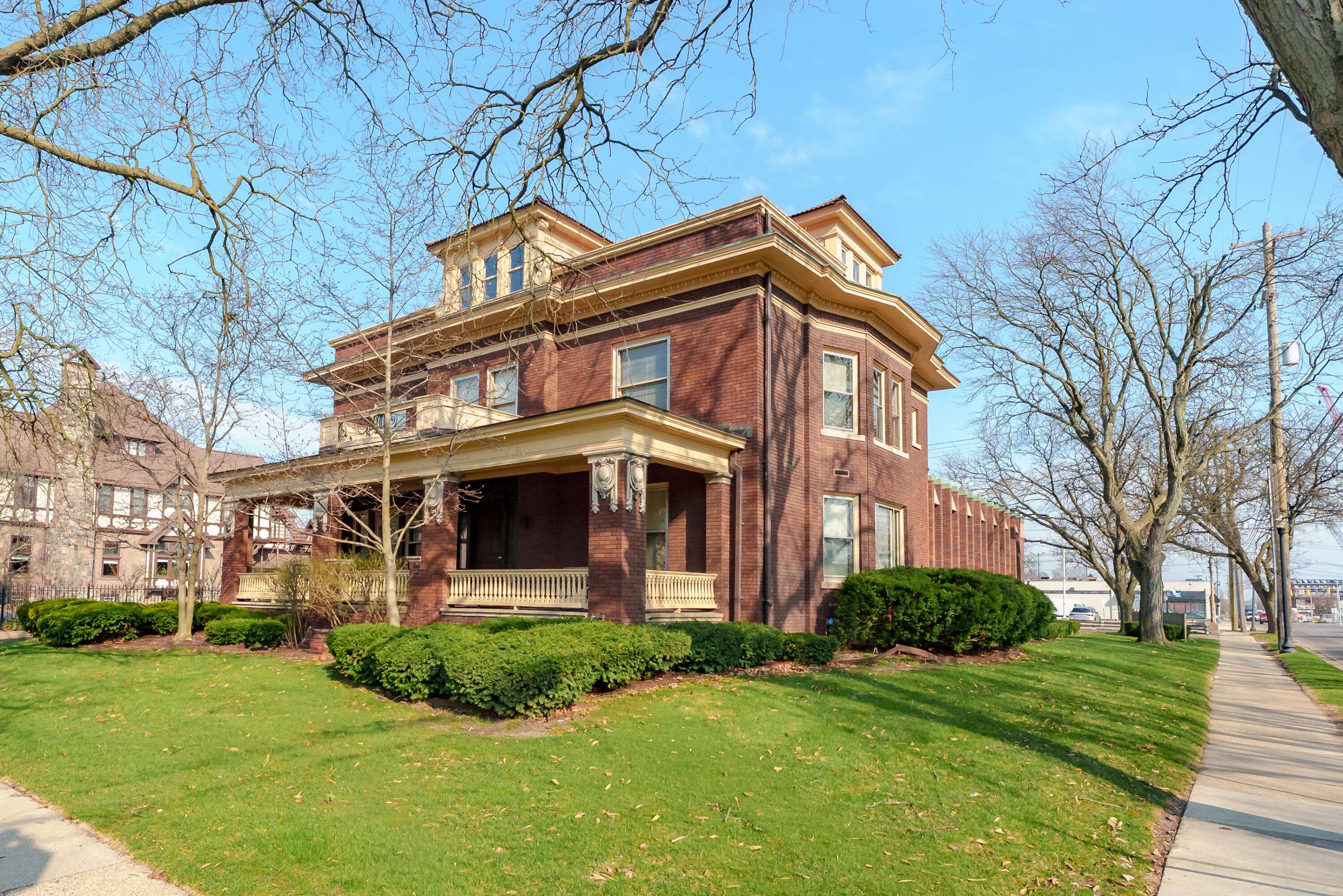 222 S Westnedge AVE, Kalamazoo City, MI 49007