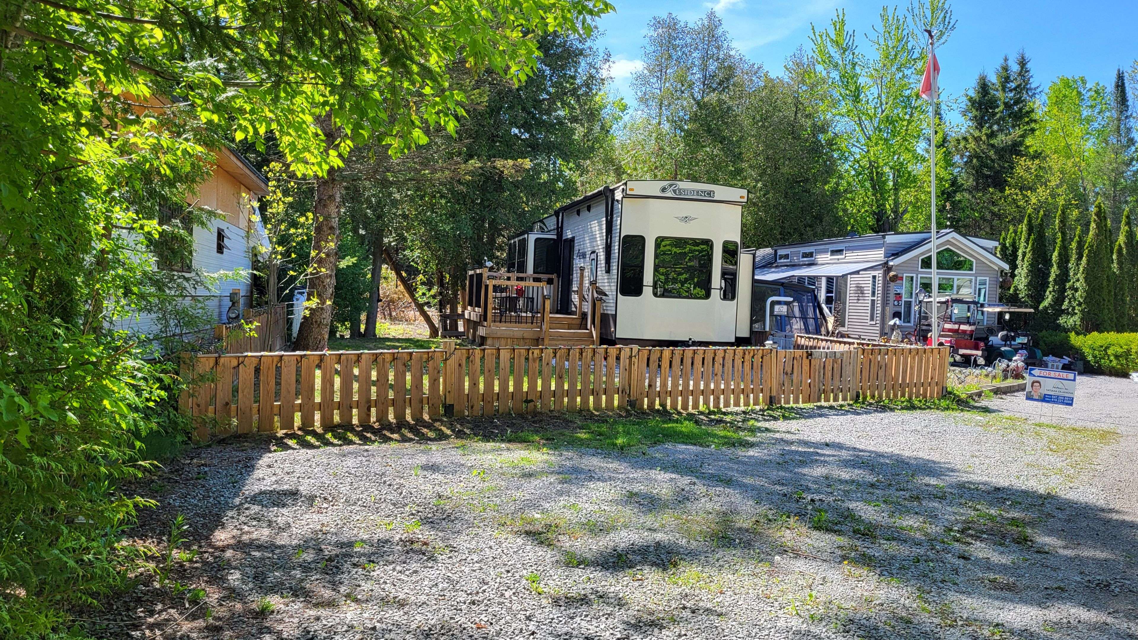 69 Horseshoe CIR, Georgina, ON L0E 1N0