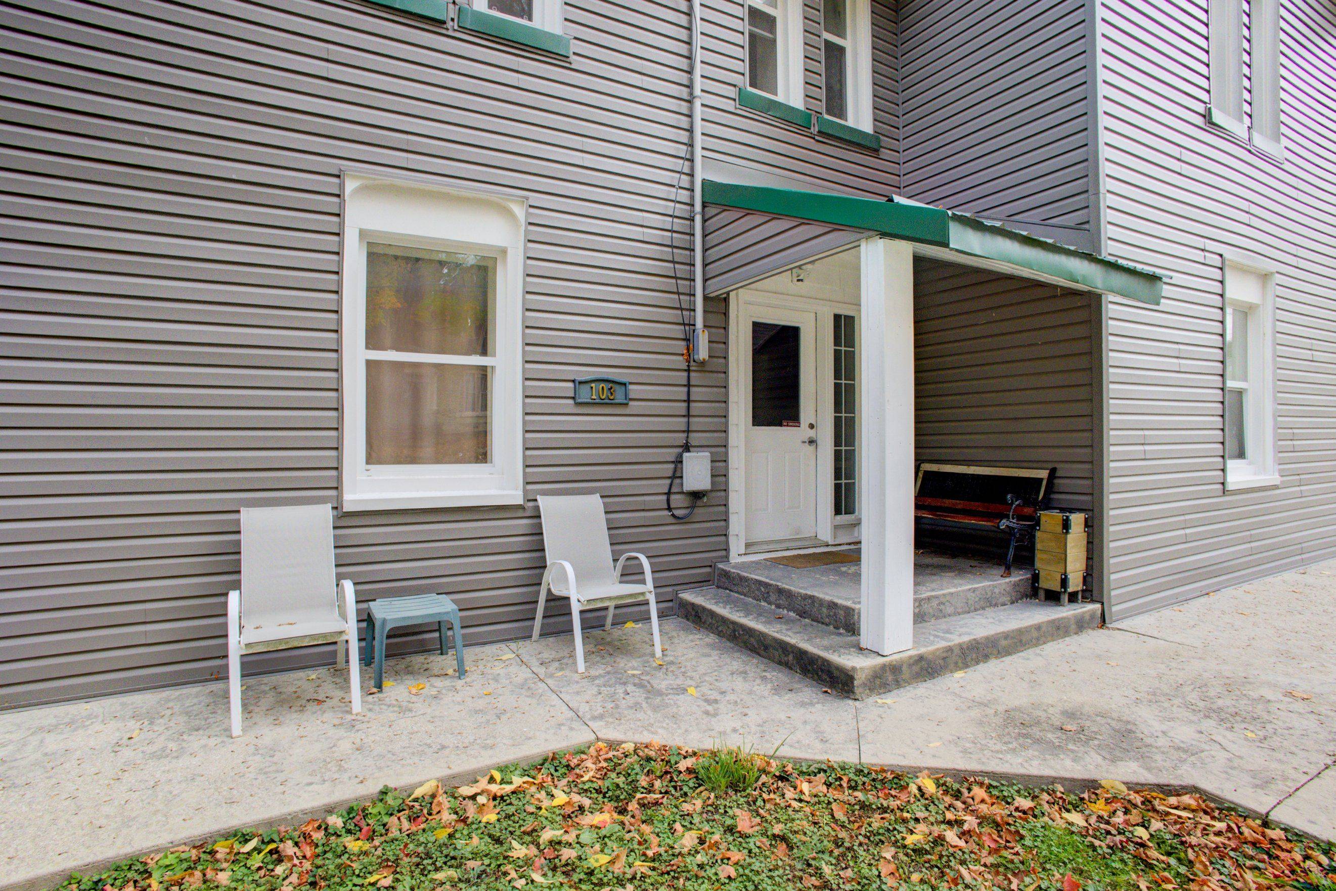 103 Patrick ST E, North Huron, ON N0G 2N0