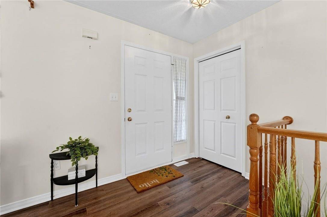 2469 Shurie RD, West Lincoln, ON L0R 2A0