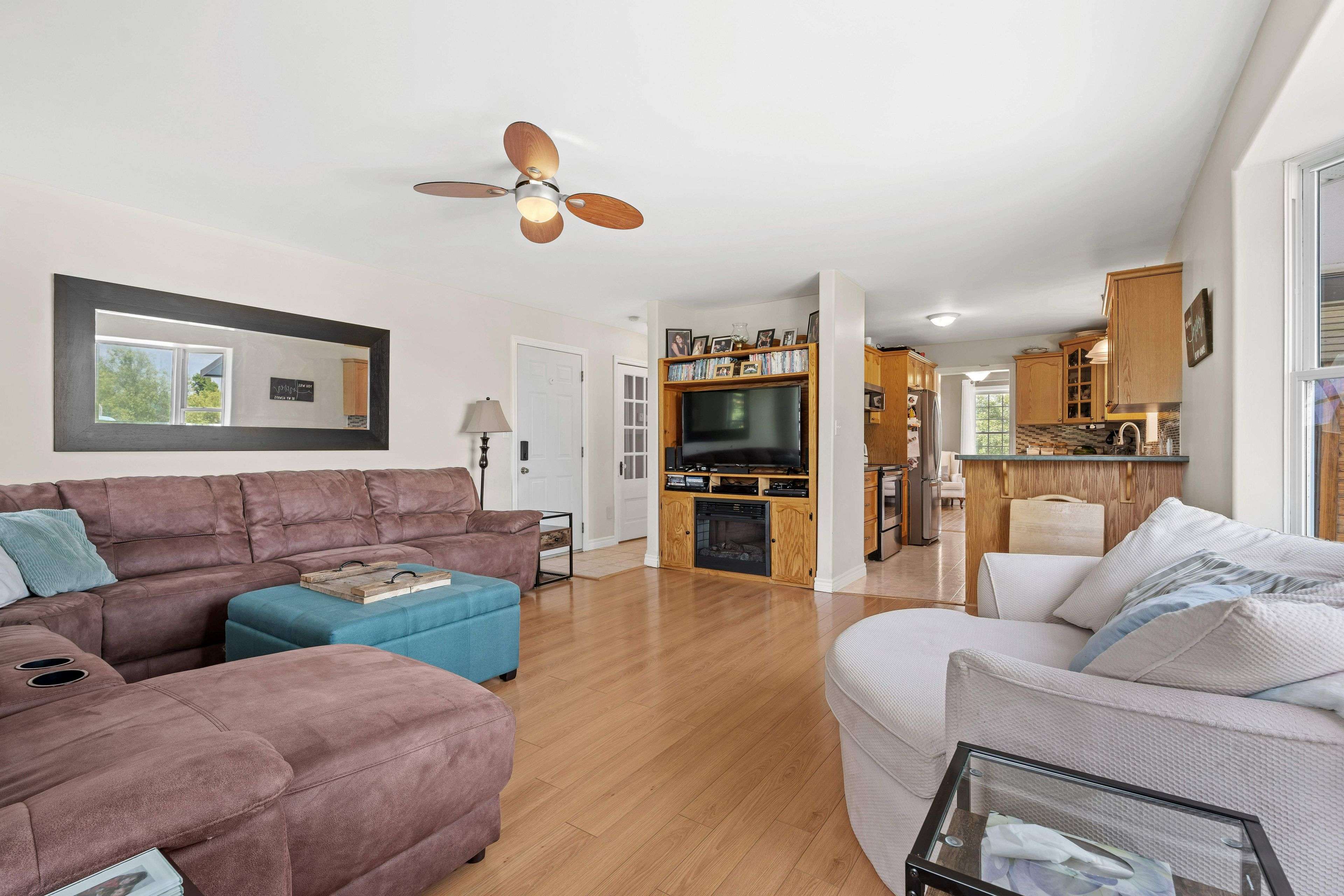 26 BOXEN HARBOUR LN, Frontenac Islands, ON K0H 2Y0