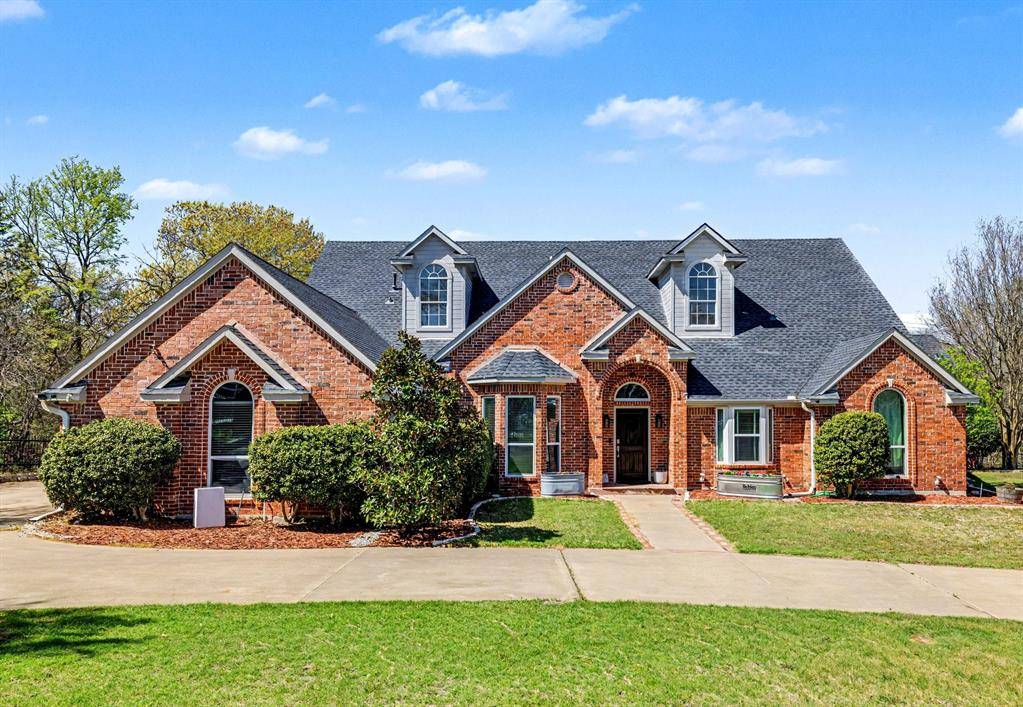 767 Farrar Road, Waxahachie, TX 75165