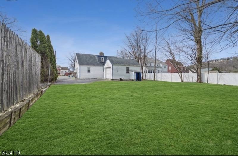 230 Sandford Ave, North Plainfield Boro, NJ 07060