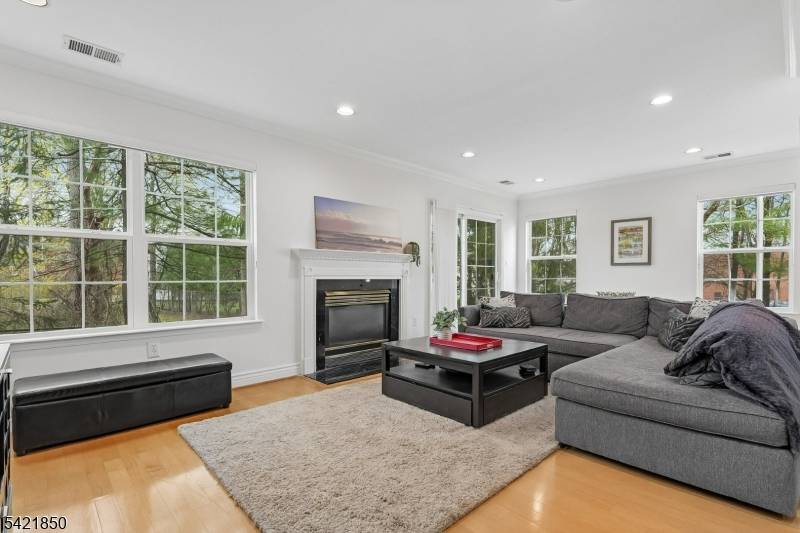 389 Digaetano Ter, West Orange Twp., NJ 07052