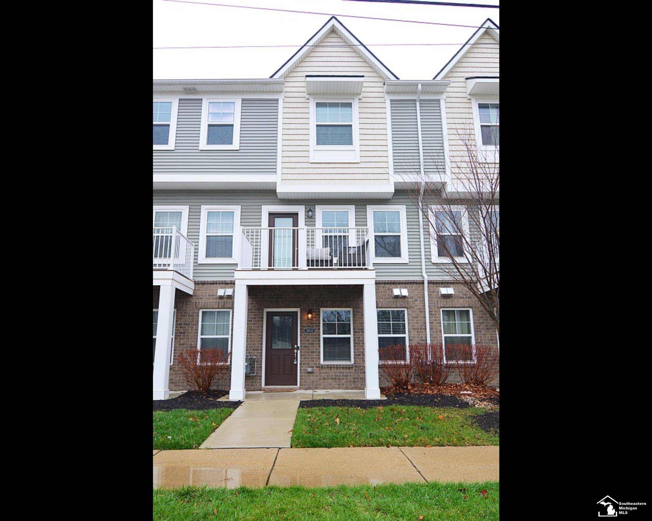 24033 Battelle AVE, Hazel Park, MI 48030