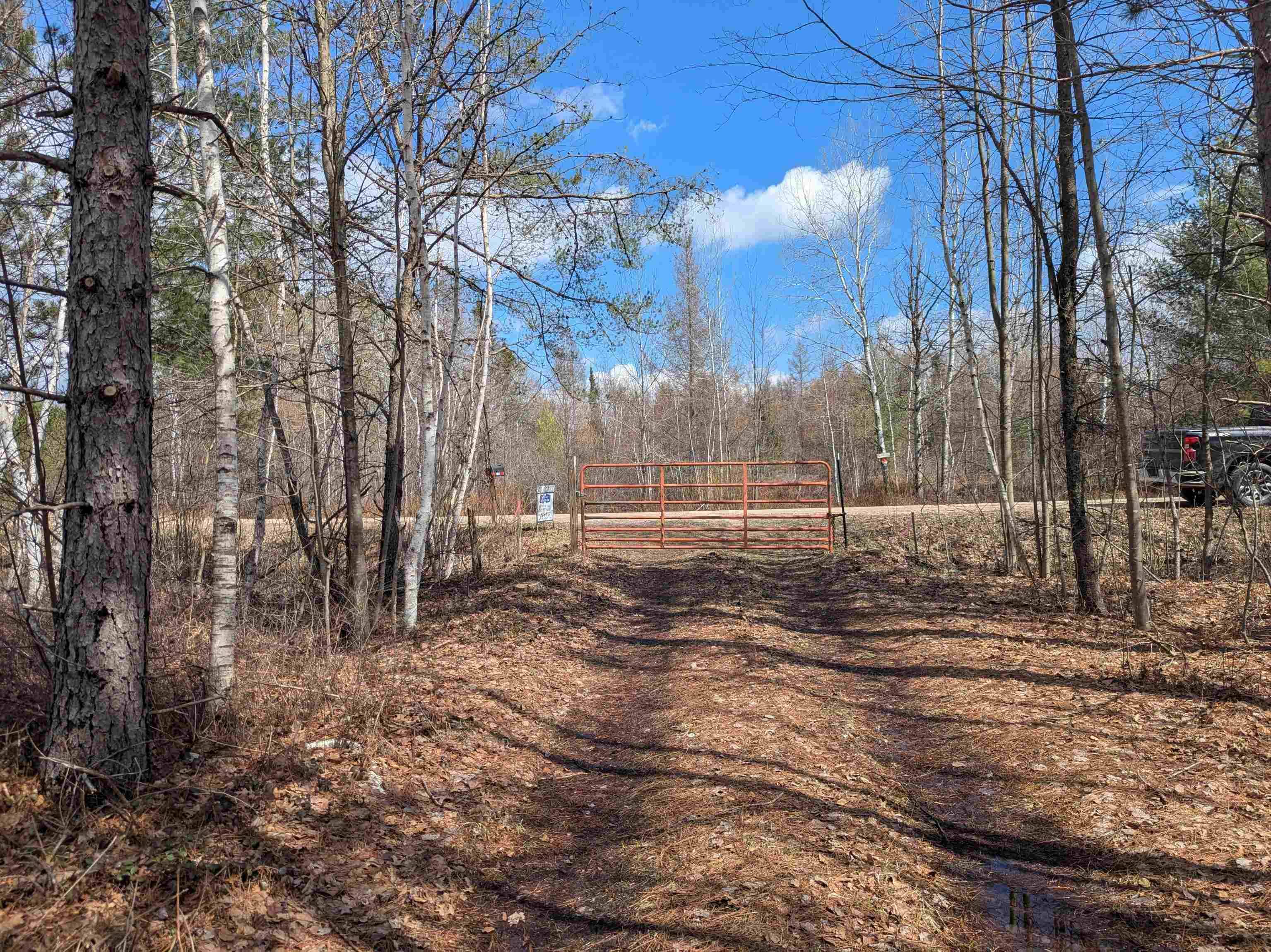 3201 Franklin RD, Bourret Twp, MI 48610