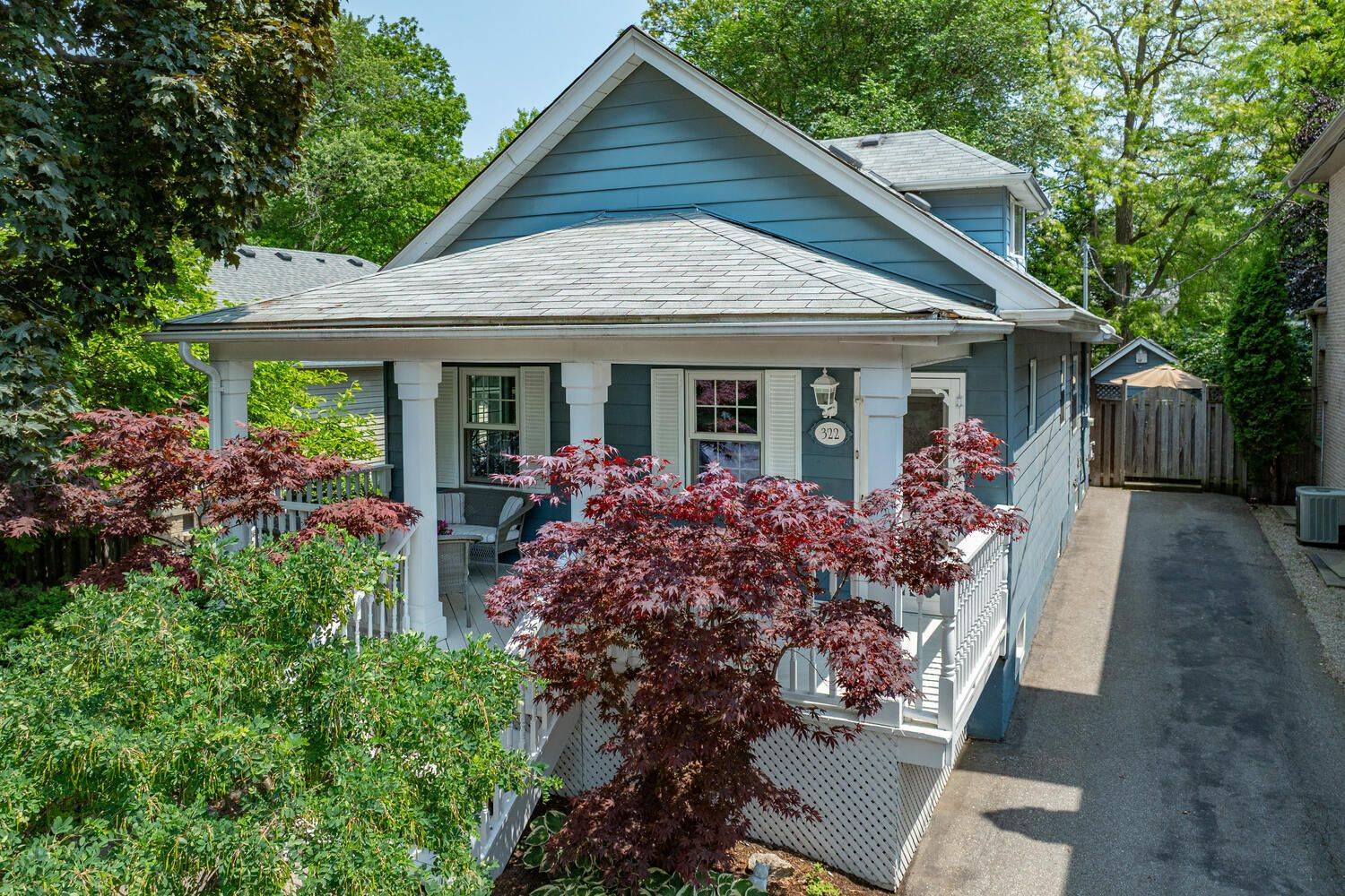 322 Pine AVE, Oakville, ON L6J 2J9
