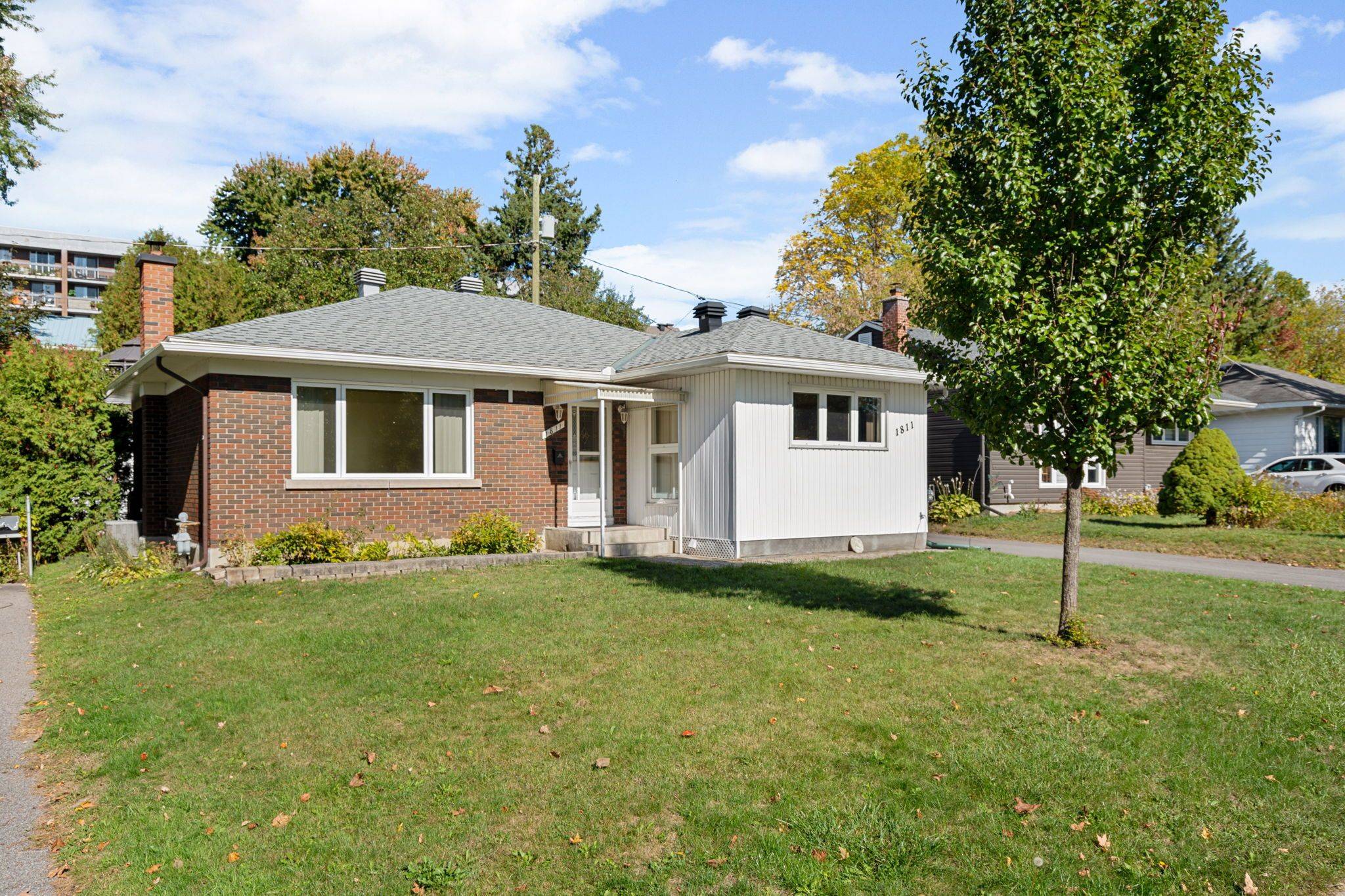 1811 Hutton AVE, Elmvale Acres And Area, ON K1G 1M1