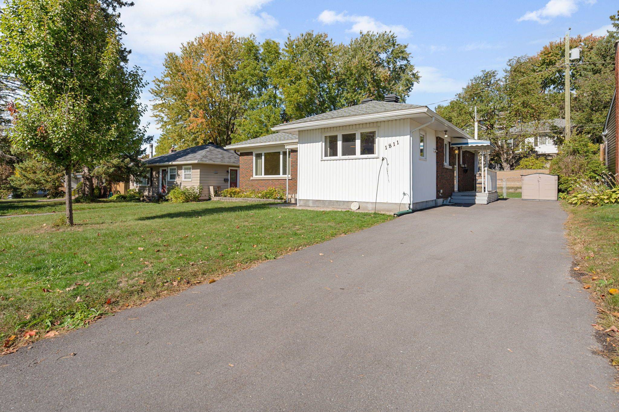 1811 Hutton AVE, Elmvale Acres And Area, ON K1G 1M1