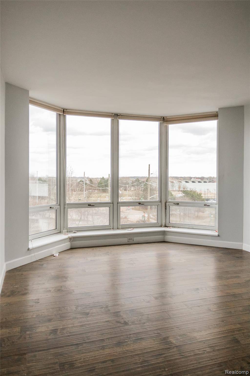 250 E Harbortown DR #508, Detroit, MI 48207