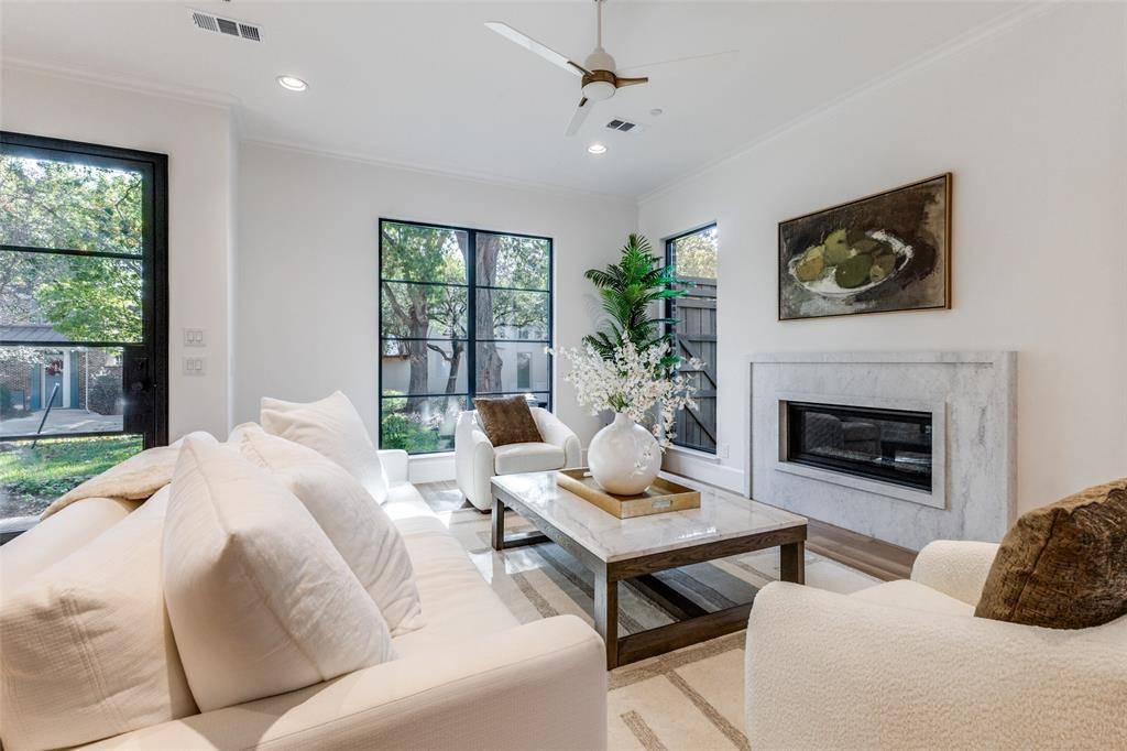 4434 GLENWICK Lane, University Park, TX 75205