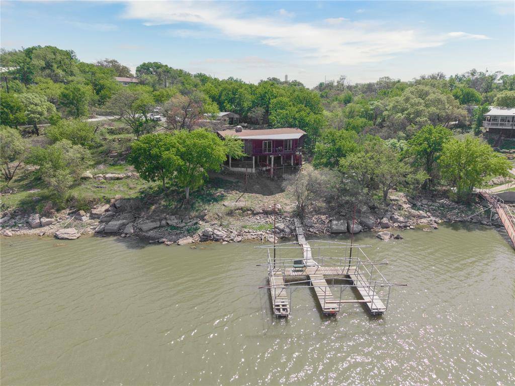 6946 Shamrock Drive, Brownwood, TX 76801