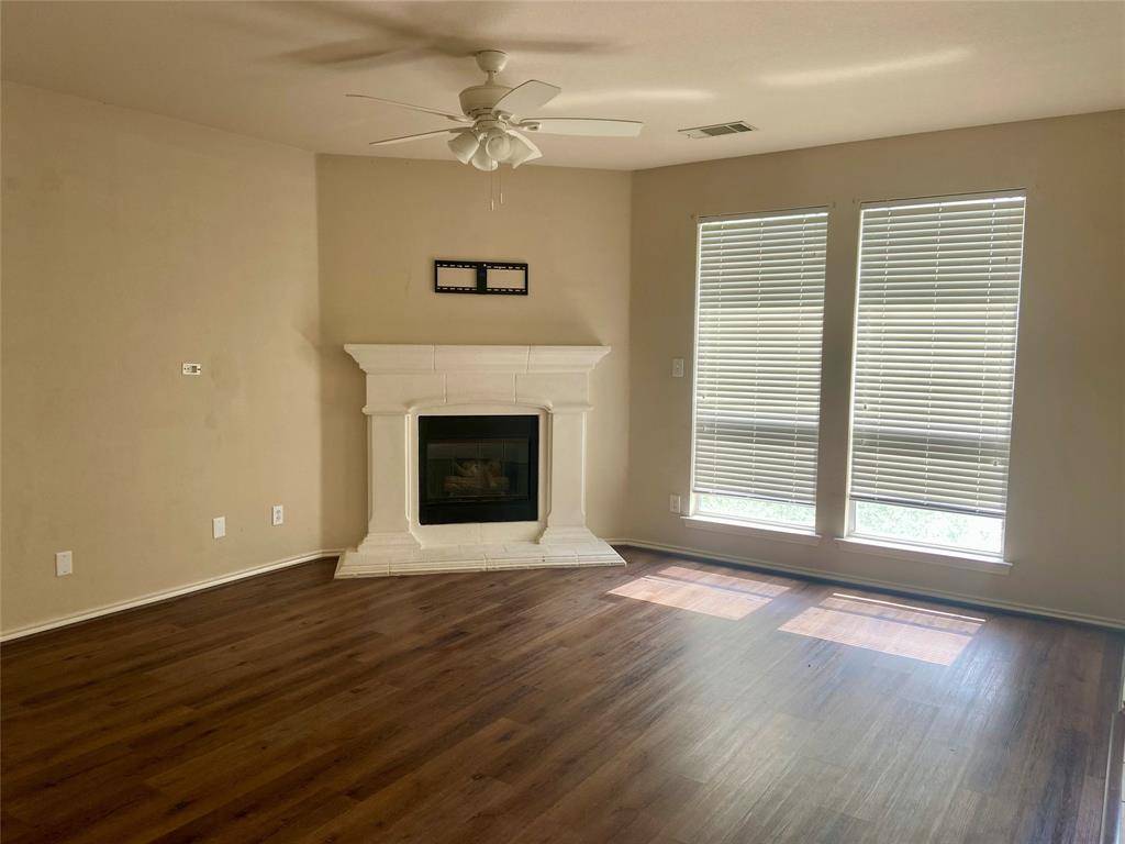 6037 Horse Trap Drive, Fort Worth, TX 76179