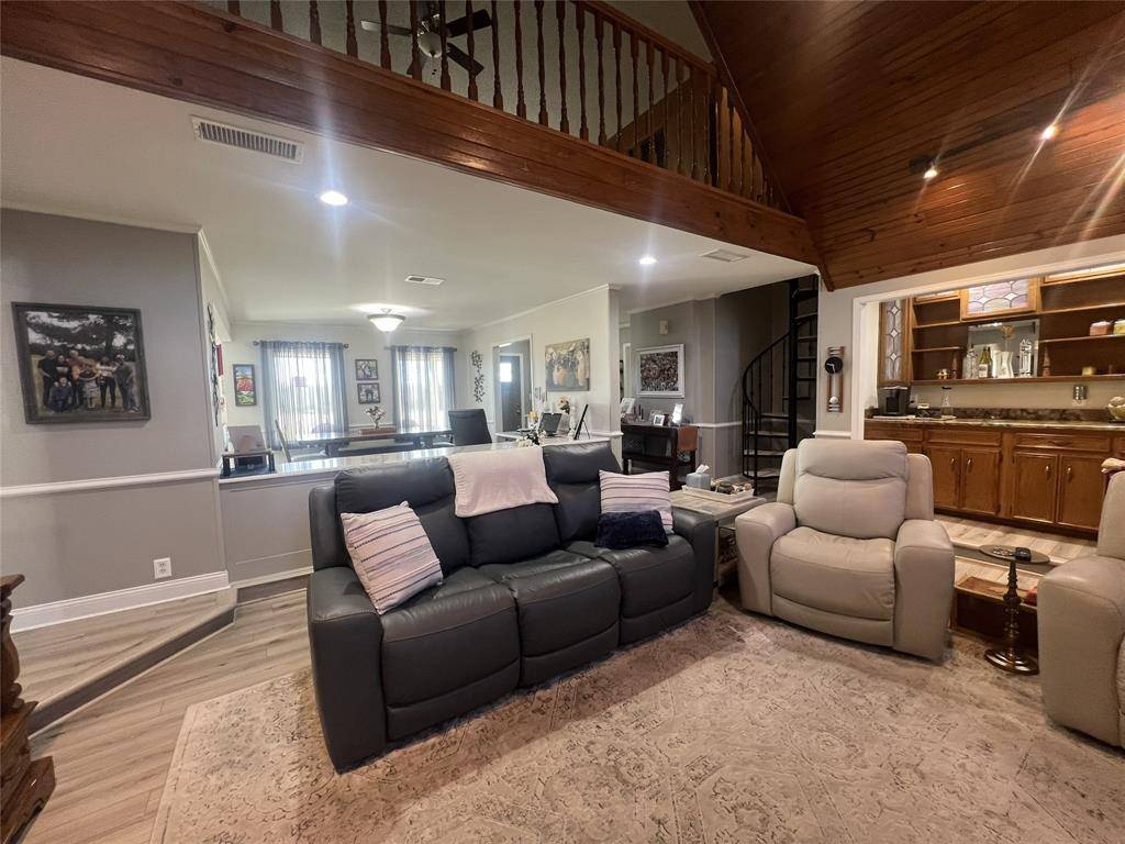 1941 Farm Road 3389, Brashear, TX 75420