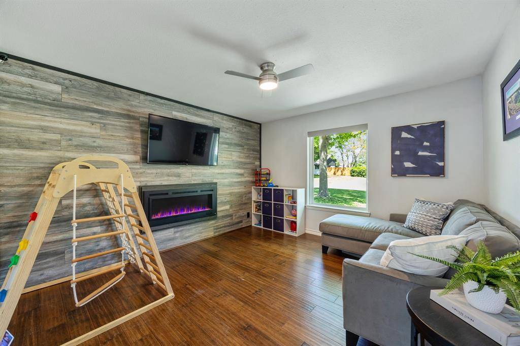 3860 Goodfellow Drive, Dallas, TX 75229