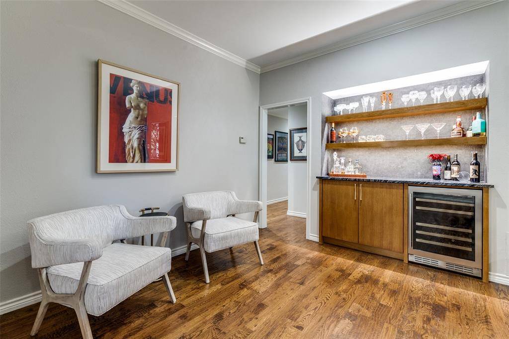 6046 Steamboat Drive, Dallas, TX 75230