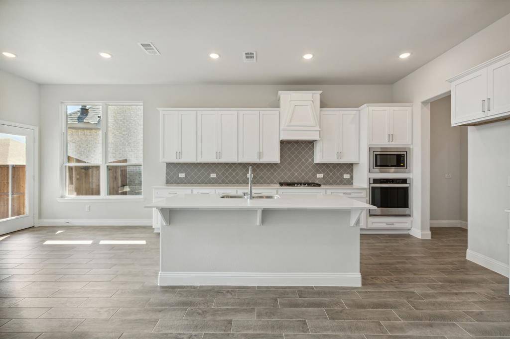 604 Portina Drive, Anna, TX 75409